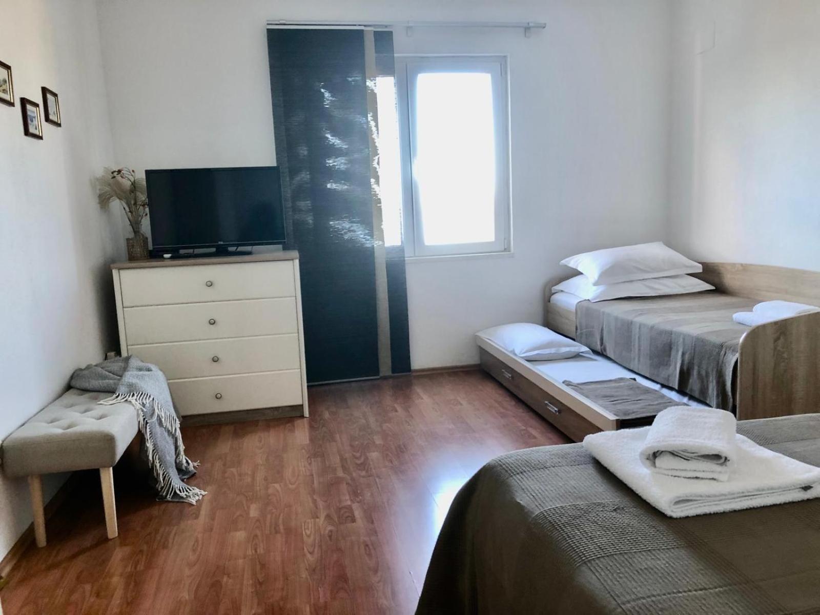 Apartments Curnic جيسينتسي المظهر الخارجي الصورة