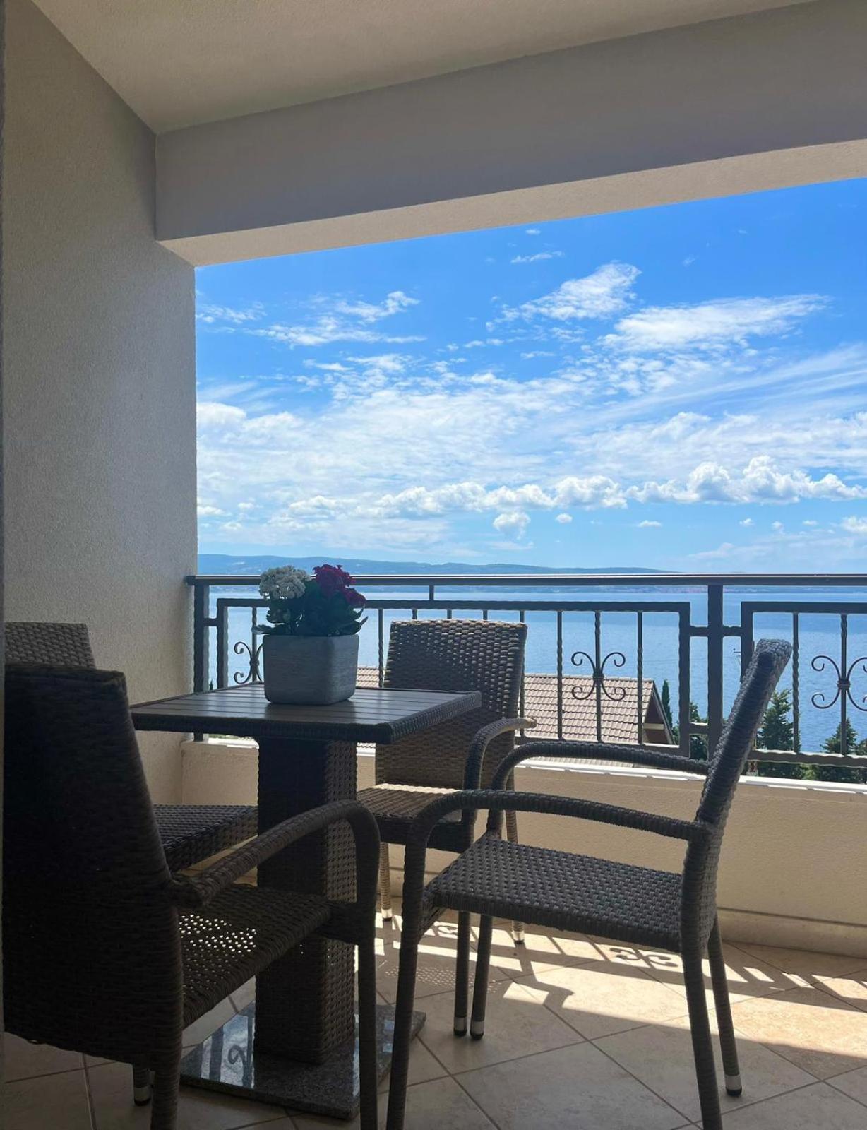 Apartments Curnic جيسينتسي المظهر الخارجي الصورة