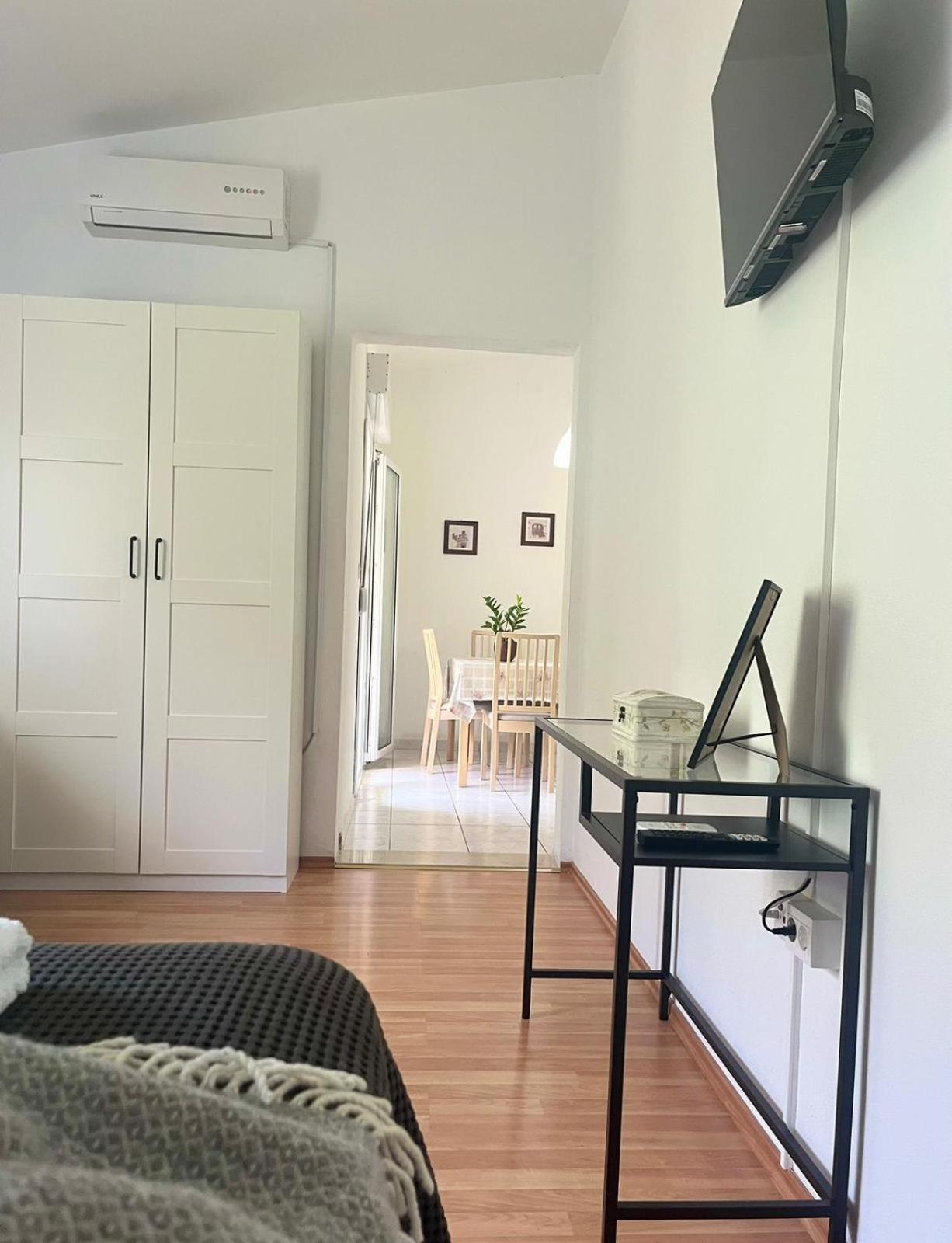 Apartments Curnic جيسينتسي المظهر الخارجي الصورة